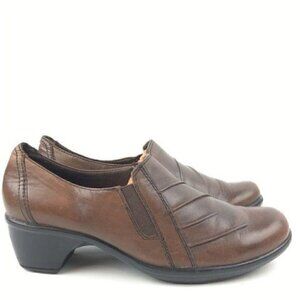 Clarks Ankles Boots Sz 7.5 Leather Round Booties